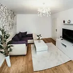 Apartment De Lux Ultramodern In Zona Centrala Timişoara